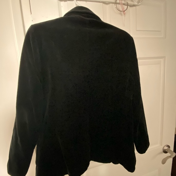 United colours of Benetton black velvet blazer. - Picture 6 of 6